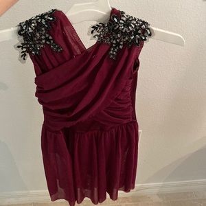 Lyrical/contemporary costume by Weissman. In burgundy